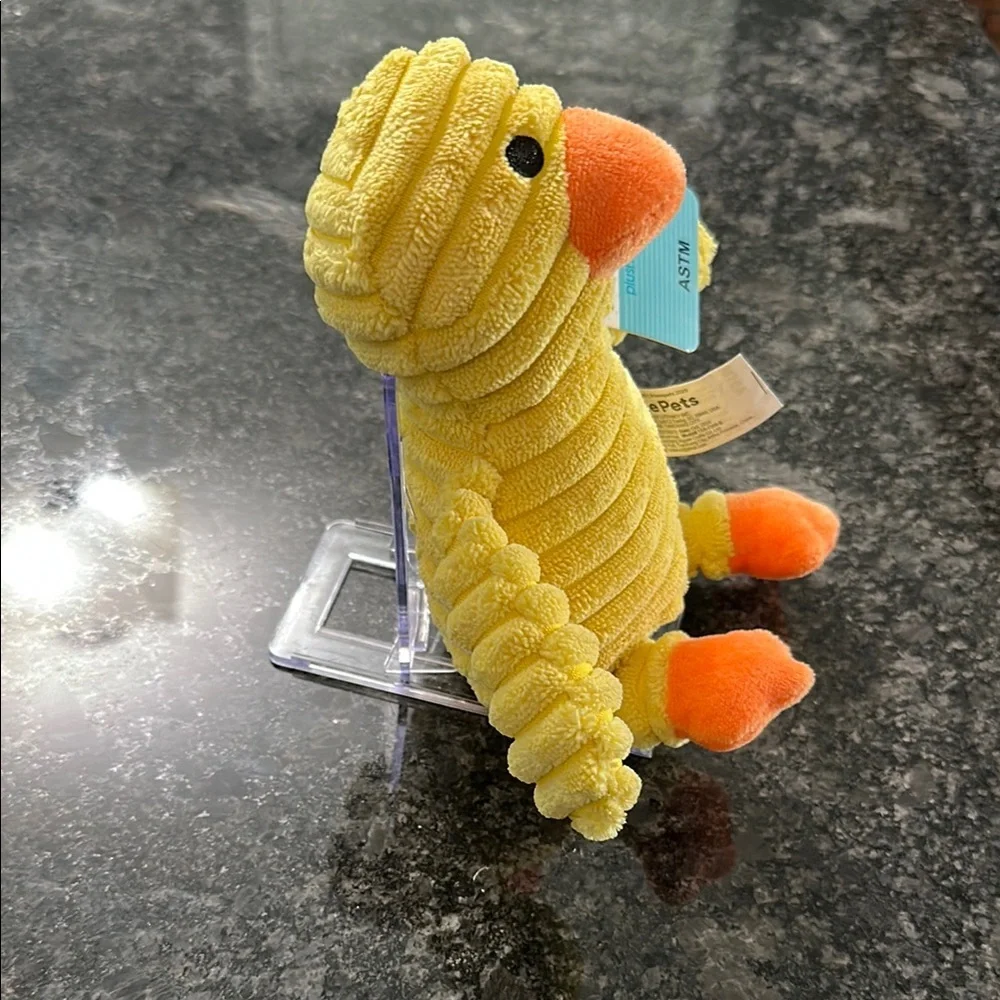 Prime Pets Plush Duck Squeaky Dog Toy Yellow & Orange NWT 7” x 8” Duck Duckling